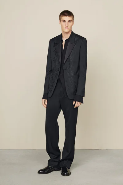 Look 25